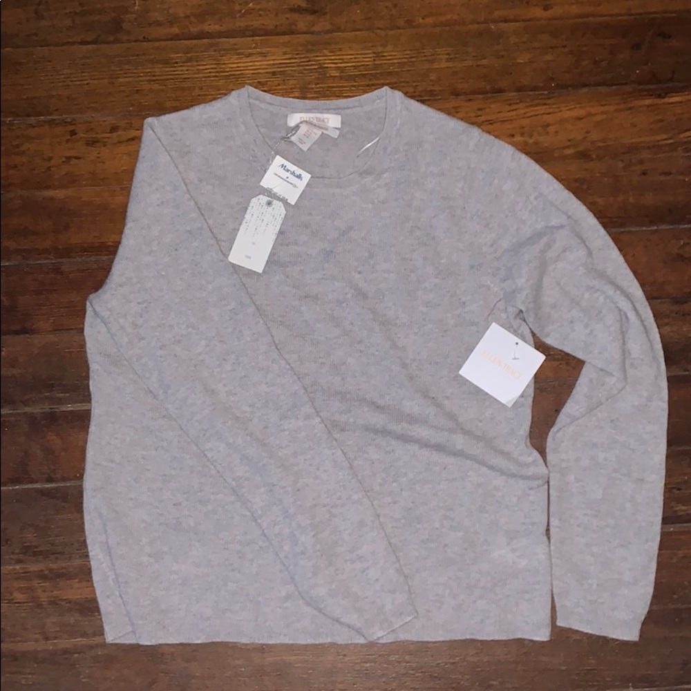 Grey crew neck 100% Cashmere Ellen Tracy Sweater